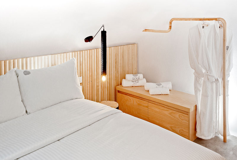 santorini booking, airbnb santorini, santorini luxury villas, chic hotel santorini, best hotels in santorini, volcano view hotel santorini, santorini hotels
